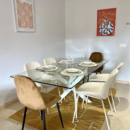 Апартаменты Newly Furnished Elviria *