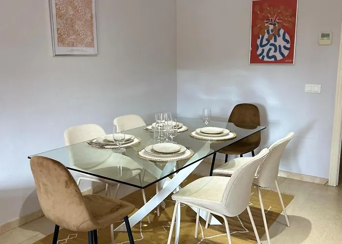 Newly Furnished Elviria شقة *