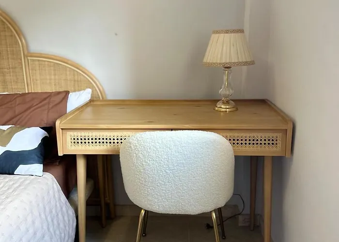 Newly Furnished Elviria شقة