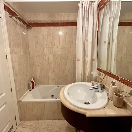 Newly Furnished Elviria Apartment